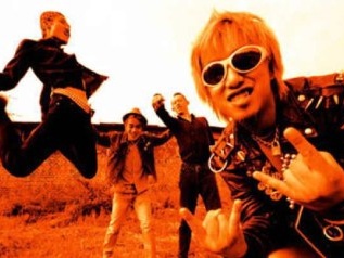 本地生活吉他谱_脑浊乐队_D调扫弦版