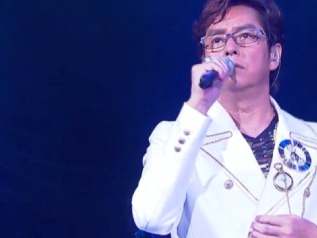 独醉街头吉他谱_谭咏麟_C调原版弹唱谱